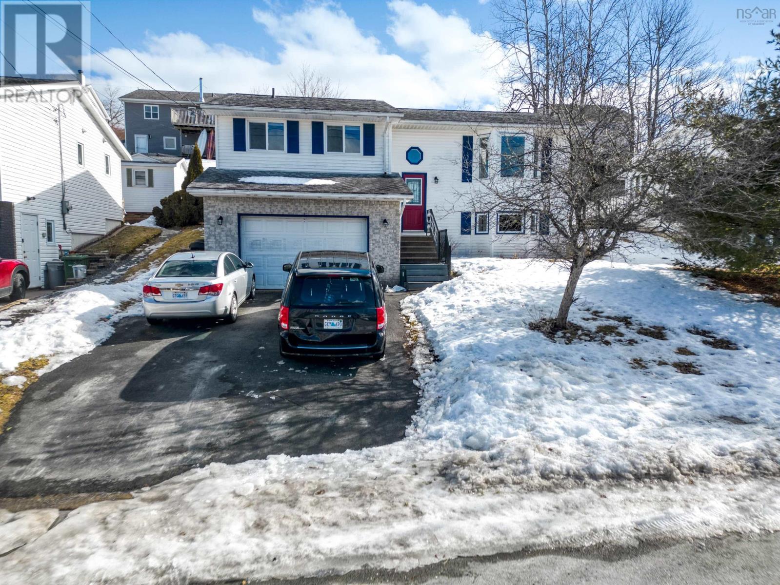 Property at 31 Yerevan Drive image 5