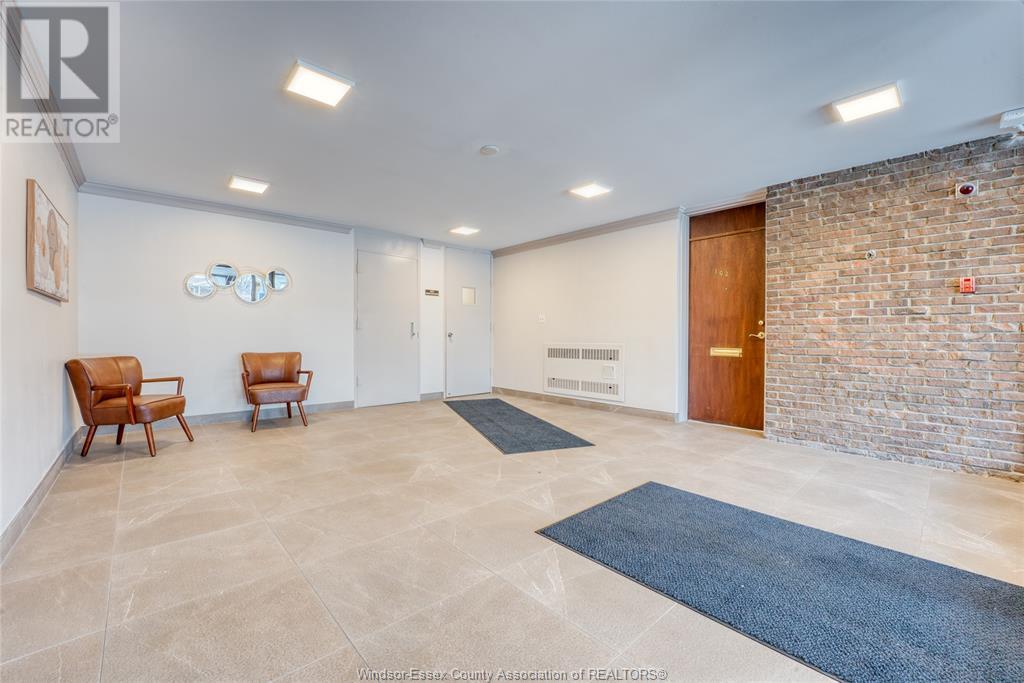 Property at 2144 PELISSIER Unit# 303 image 4