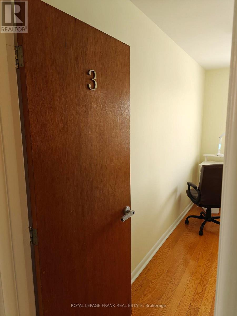 #3 - 374 Central Park Boulevard S, Oshawa, Ontario  L1H 5X2 - Photo 2 - E12104185