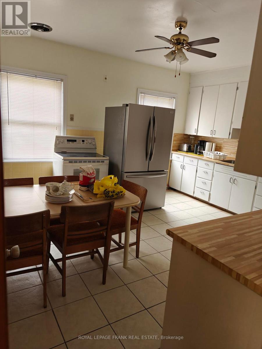Room #4 - 374 Central Park Boulevard S, Oshawa, Ontario  L1H 5X2 - Photo 12 - E12104236