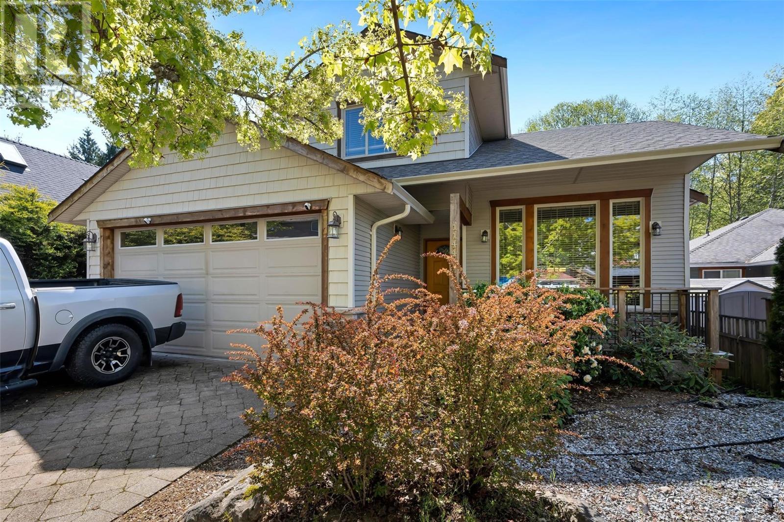 Property at 1144 Gilson Pl image 2