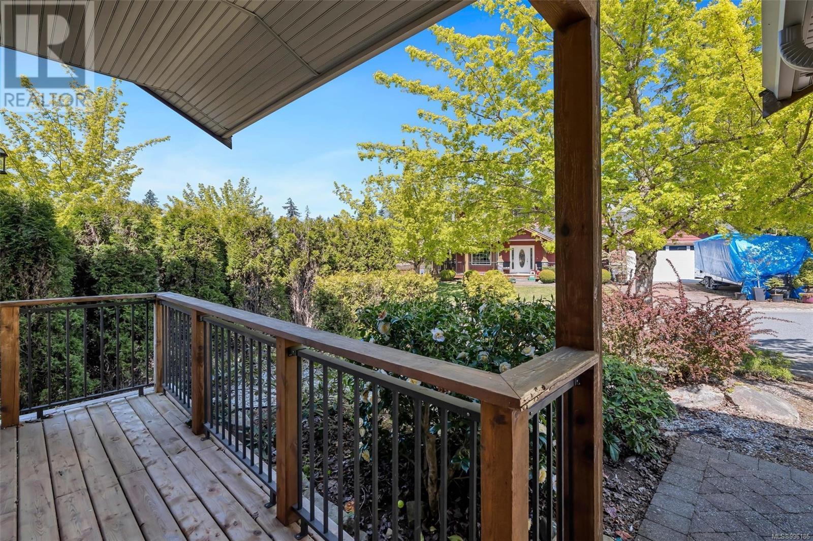 Property at 1144 Gilson Pl image 4