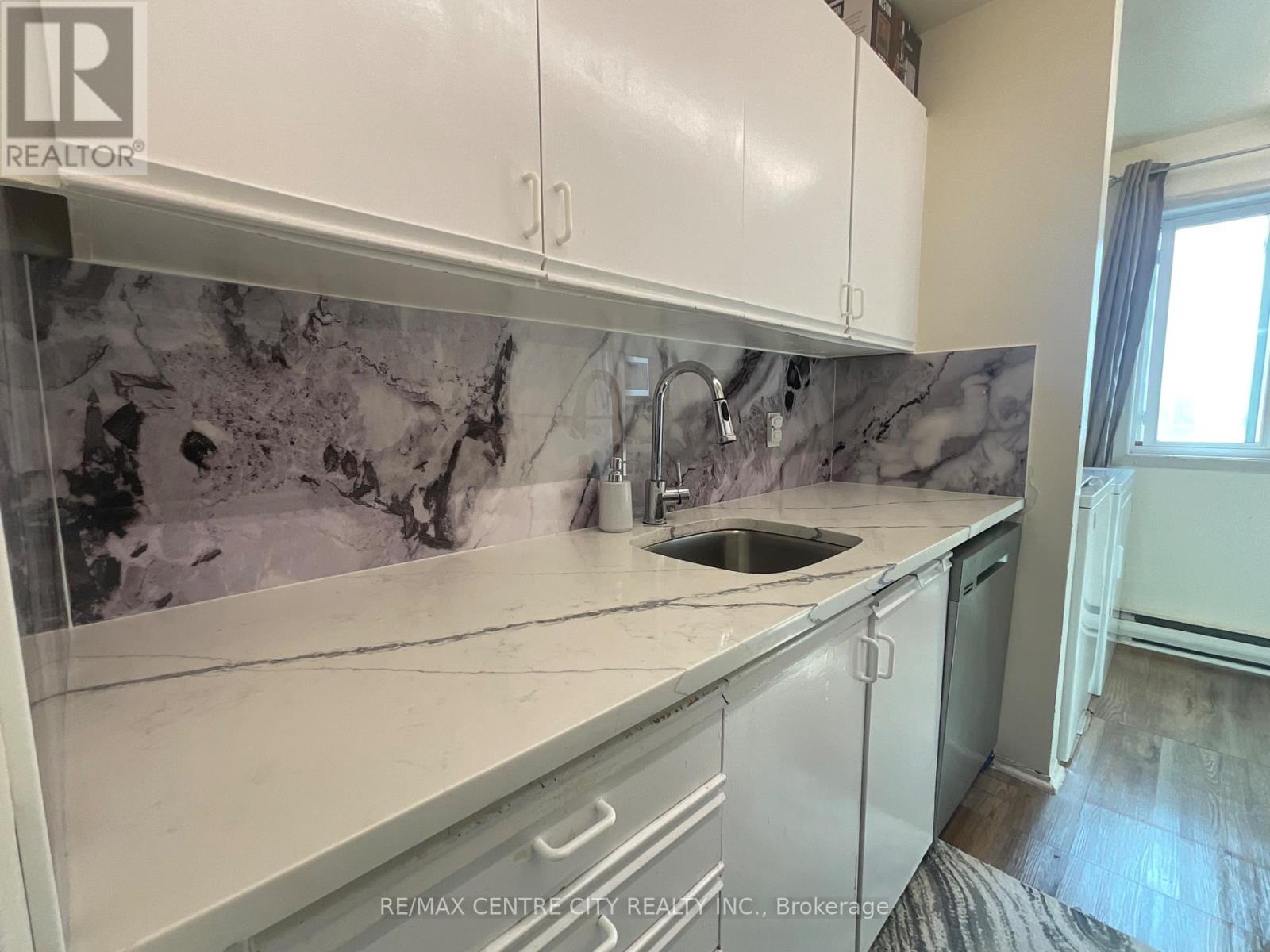Photo 11 of 17 for 121 - 1096 Jalna Boulevard