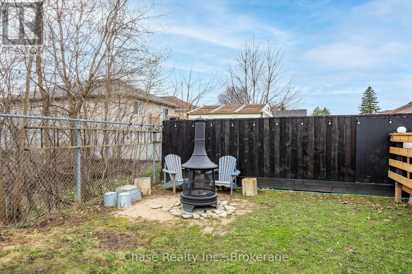 239 Yonge Street, Midland, Ontario  L4R 2B1 - Photo 25 - S12104312