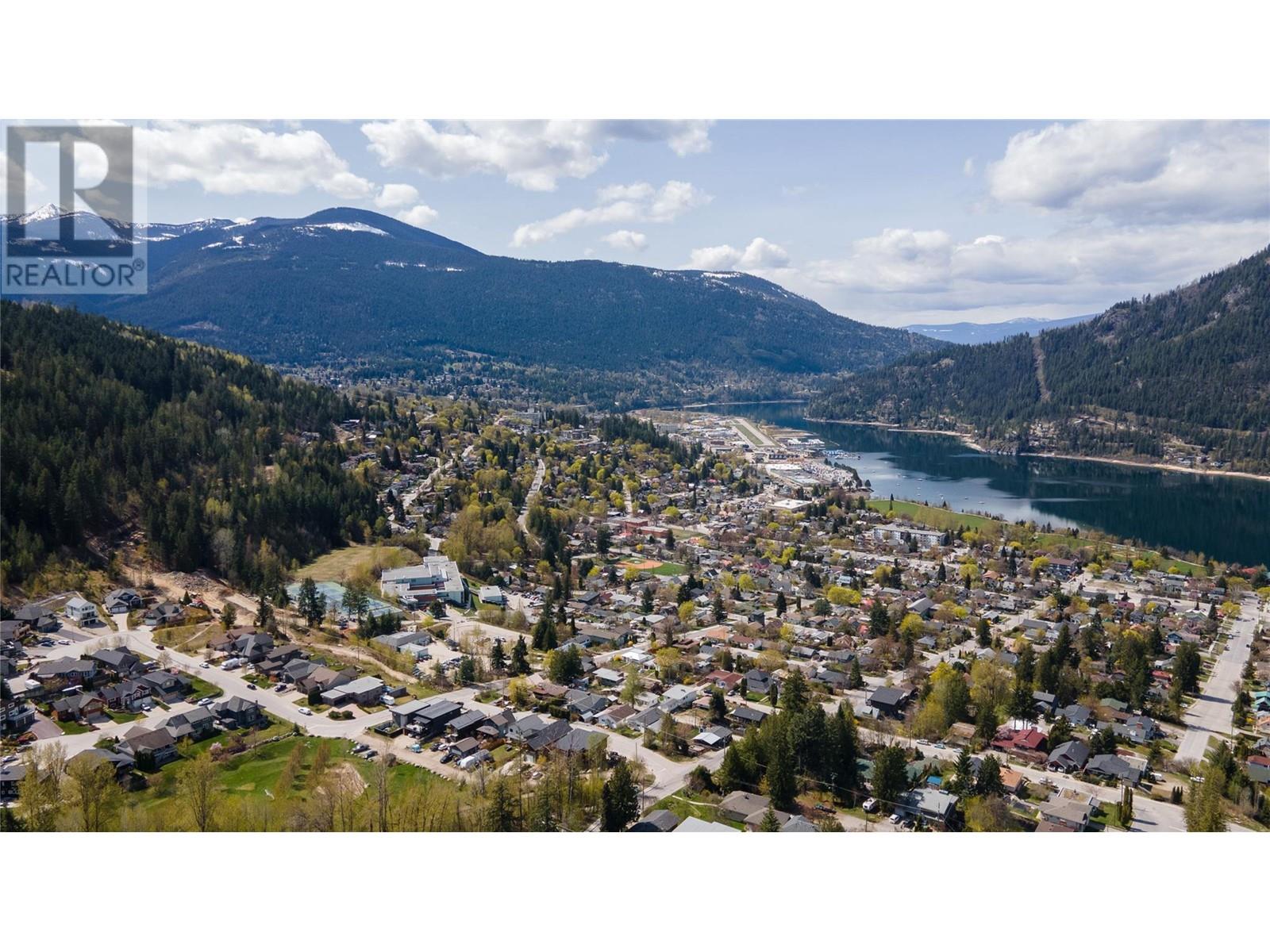 513 Hampton Gray Place, Nelson, British Columbia  V1L 7A8 - Photo 7 - 10344415