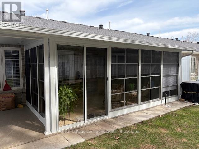 Property at 56 GARDEN GROVE CRESCENT image 2