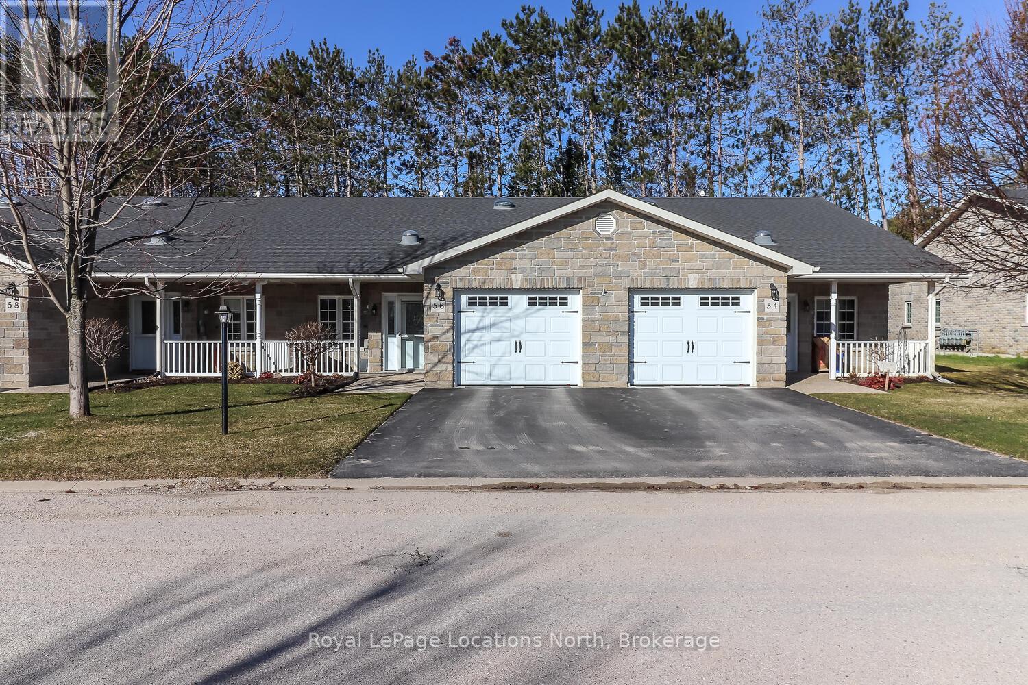 Property at 56 GARDEN GROVE CRESCENT image 4