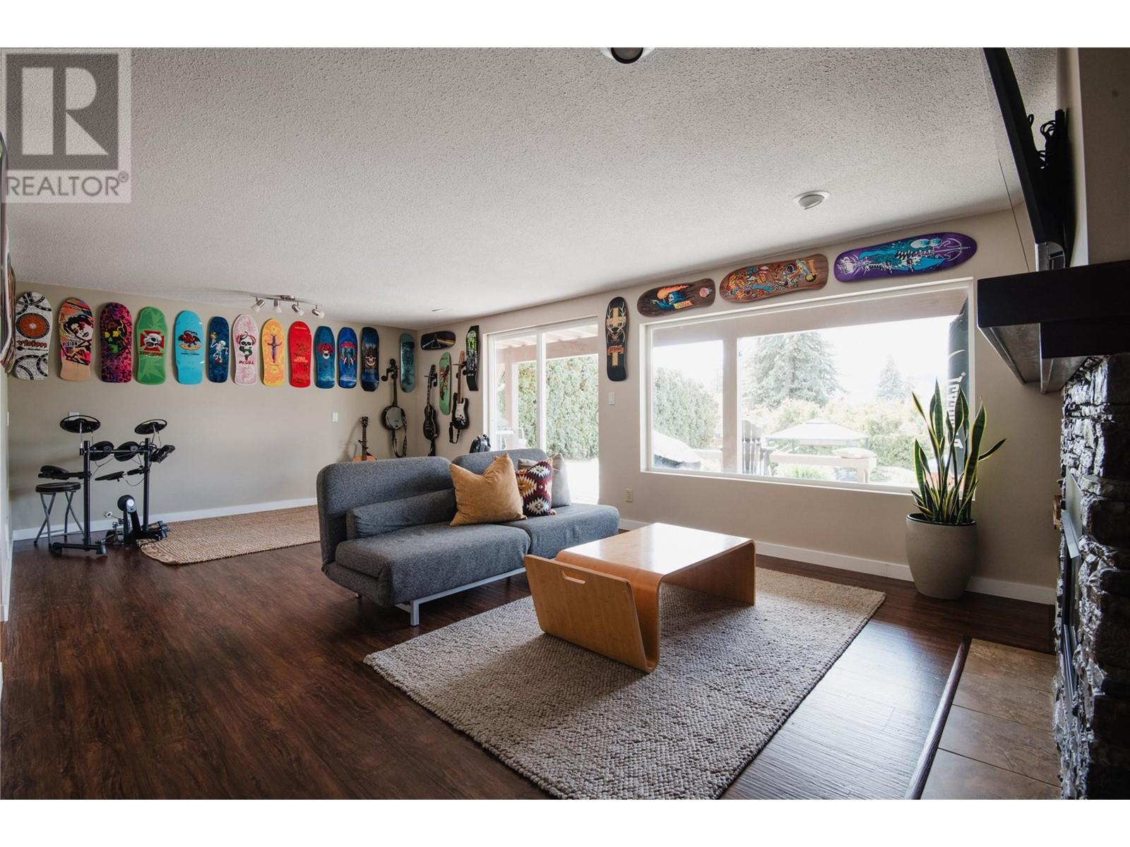 7200 Wyatt Way, Vernon, British Columbia  V1B 1R3 - Photo 26 - 10344497