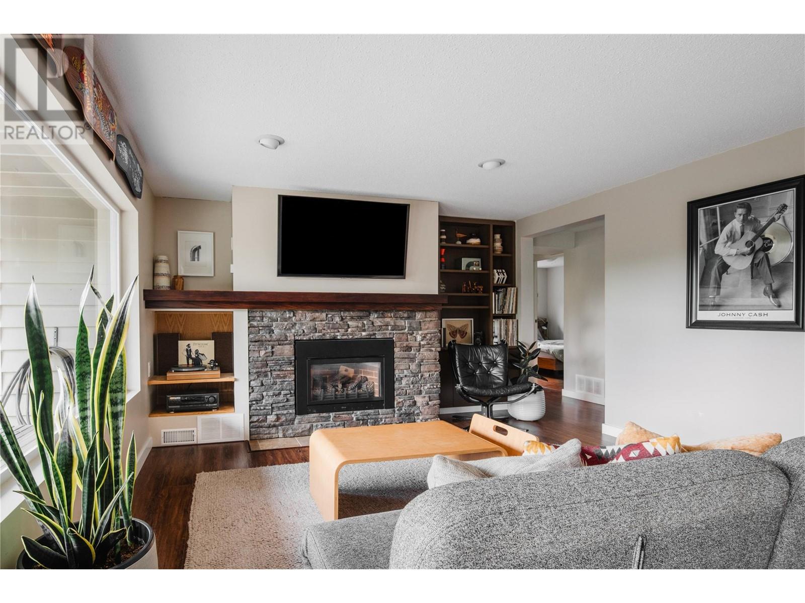 7200 Wyatt Way, Vernon, British Columbia  V1B 1R3 - Photo 28 - 10344497