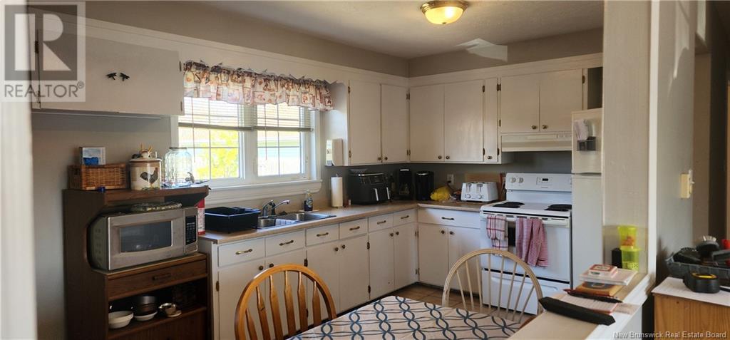 Property at 184 First Avenue image 5