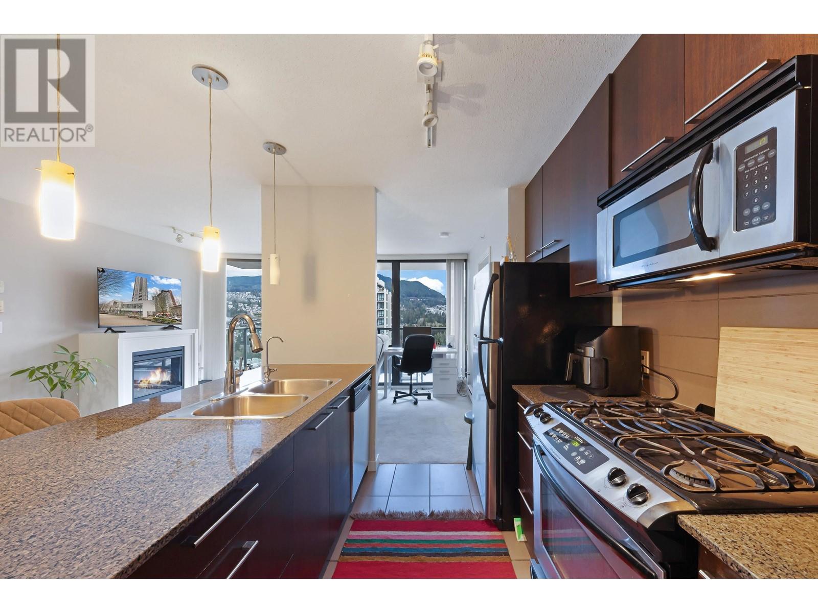 Property at 2501 2979 GLEN DRIVE image 4