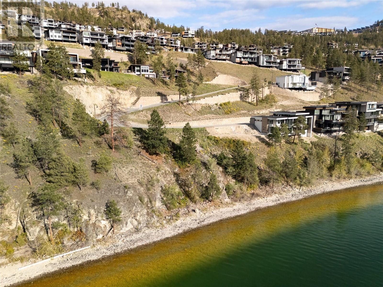 3548 Arrowroot Drive, Kelowna, British Columbia  V1V 3G2 - Photo 9 - 10344832