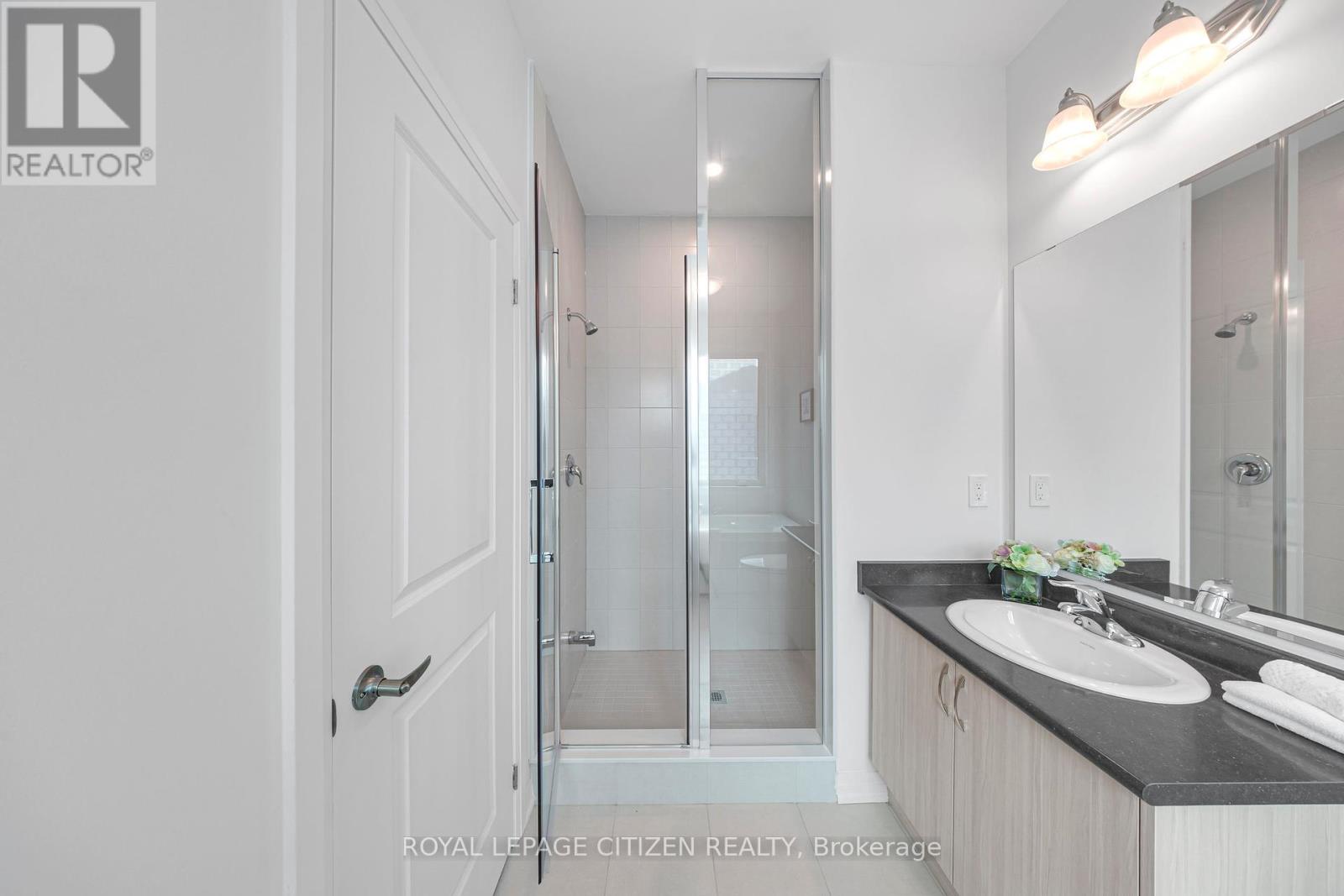1117 Pisces Trail, Pickering, Ontario  L1X 0P8 - Photo 31 - E12104205