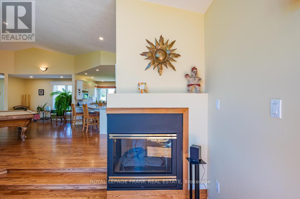36 SOUTHSHORE ROAD Kawartha Lakes (Emily)