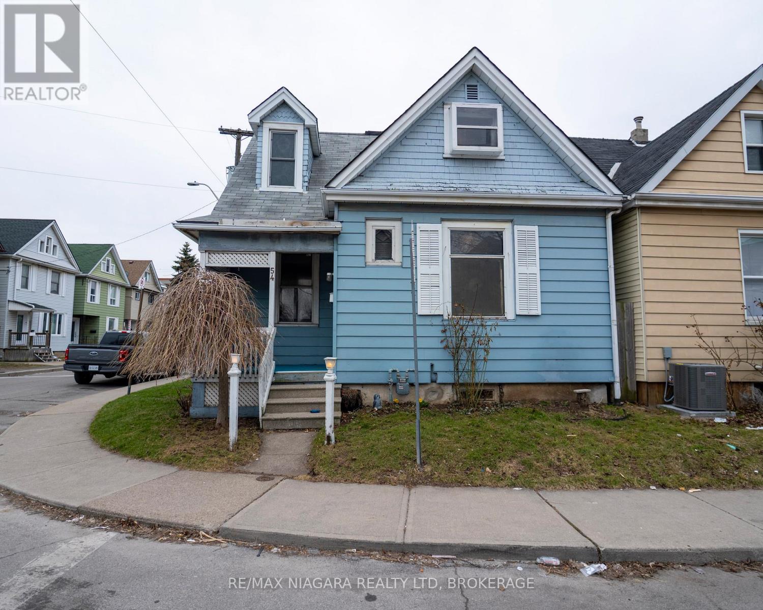 Property at 54 HARVEY STREET image 3