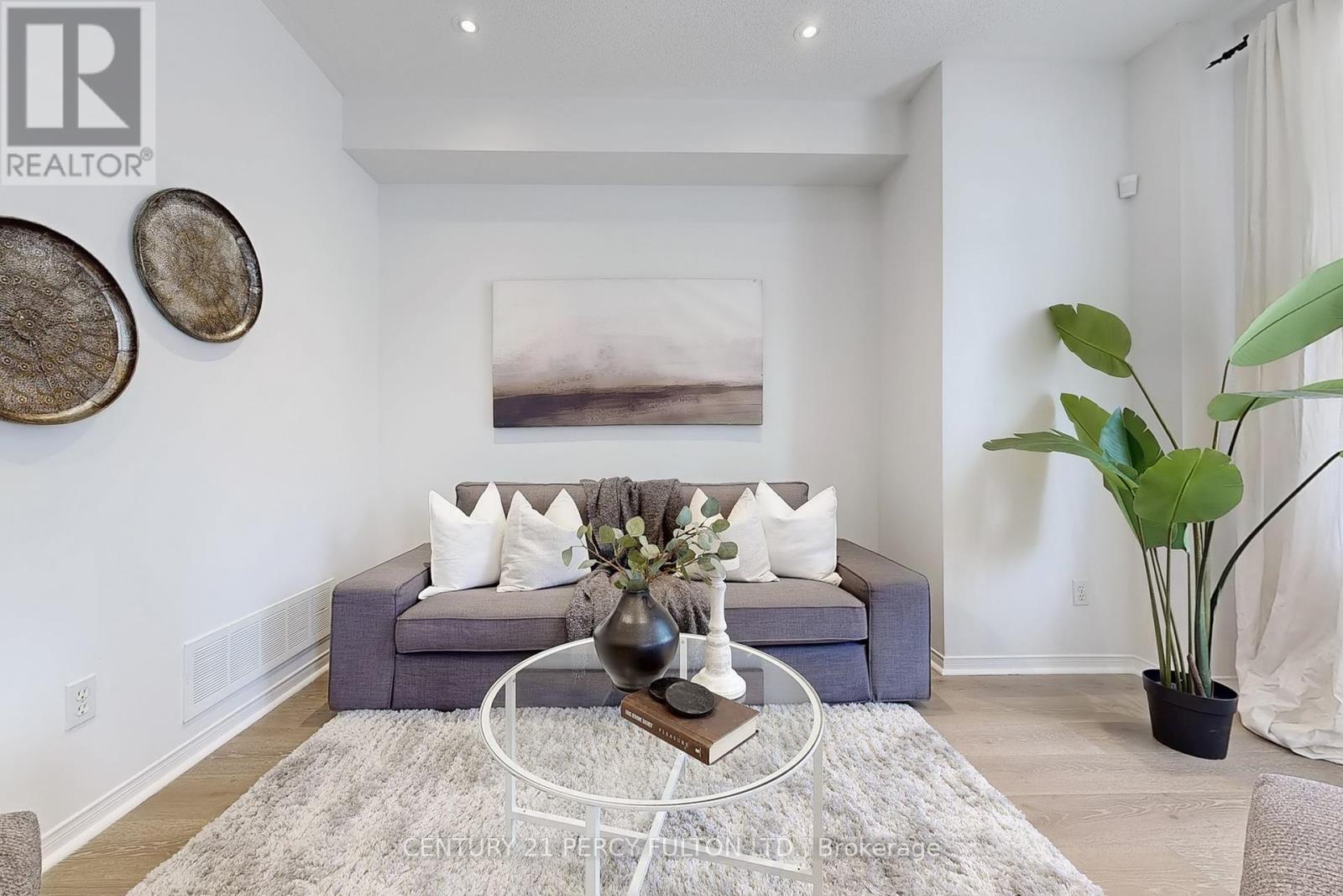 Property at 43 DANCERS DRIVE image 4
