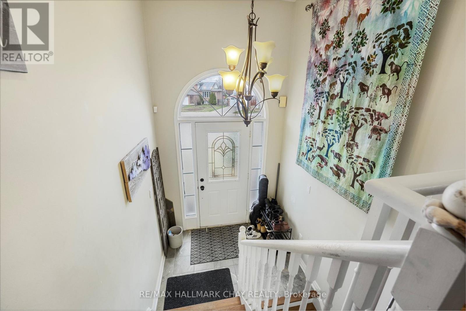 Property at 11 WATSON COURT image 5