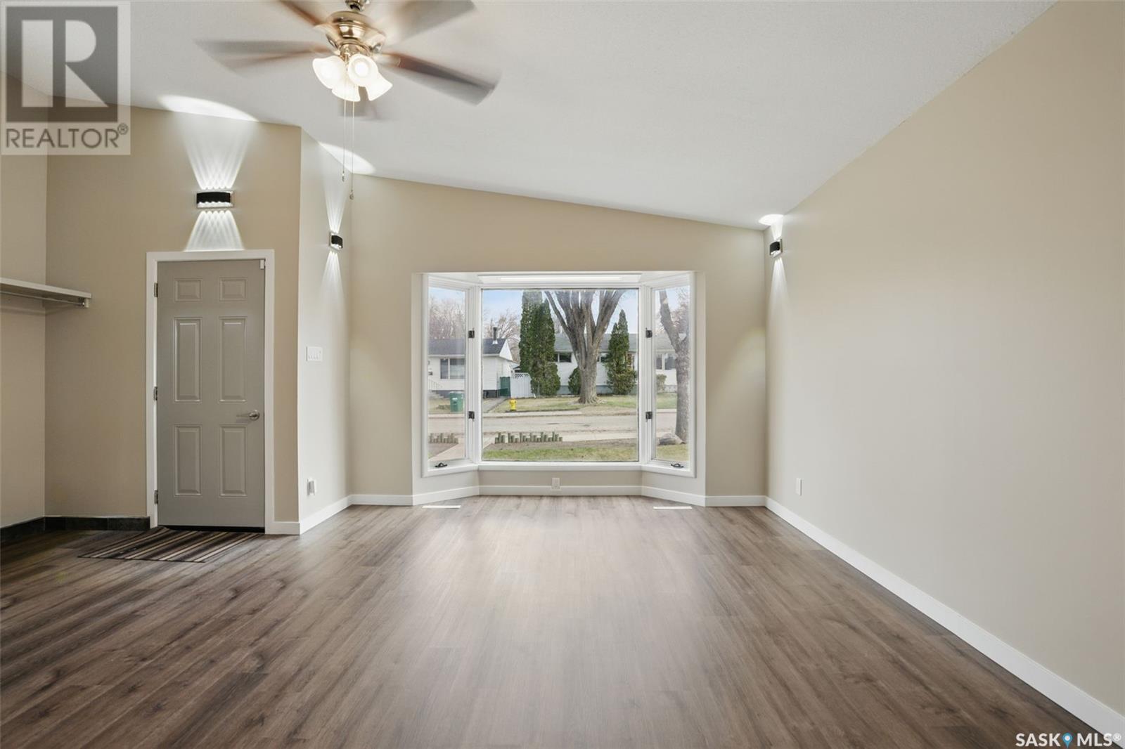 Property at 1301 J AVENUE N image 3