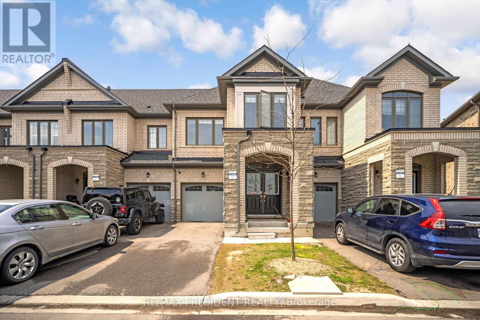 25 ADVENTURA ROAD, Brampton, Ontario