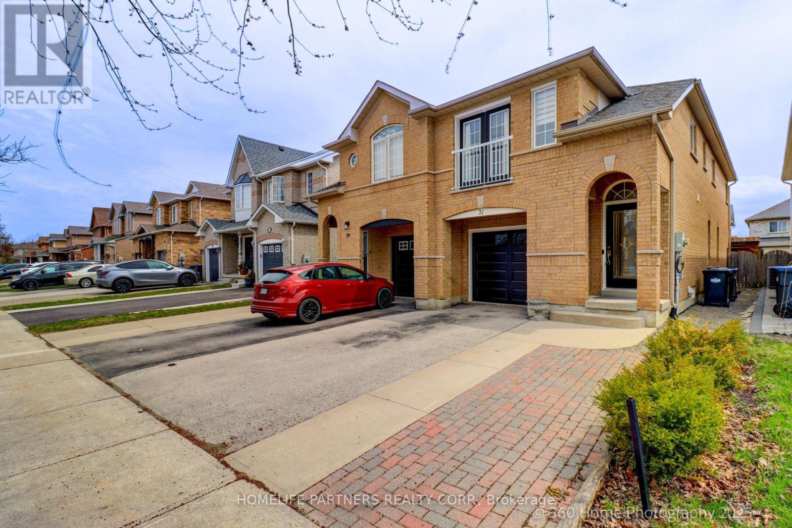 Property at 31 KNOLL HAVEN CIRCLE image 2
