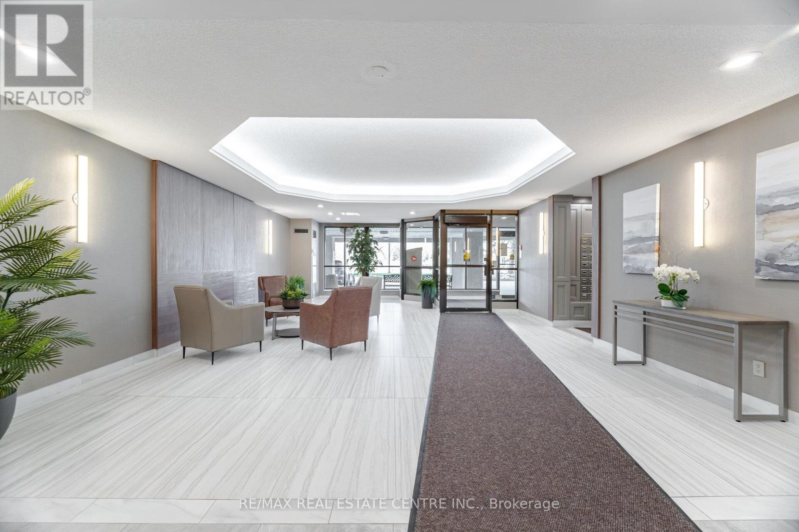 Property at 103 - 1111 BOUGH BEECHES BOULEVARD image 3
