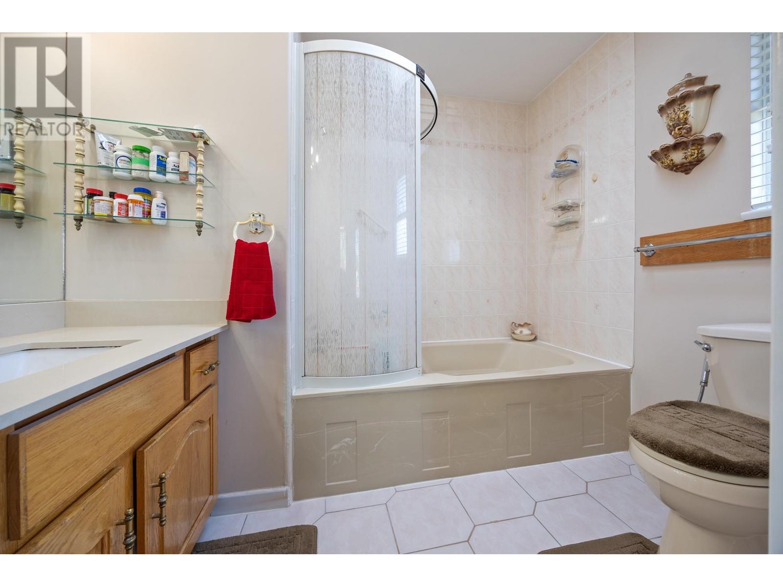 7688 17th Avenue, Burnaby, British Columbia  V3N 1L7 - Photo 26 - R2994388