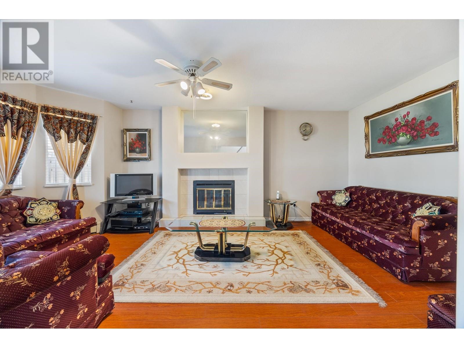 7688 17th Avenue, Burnaby, British Columbia  V3N 1L7 - Photo 3 - R2994388