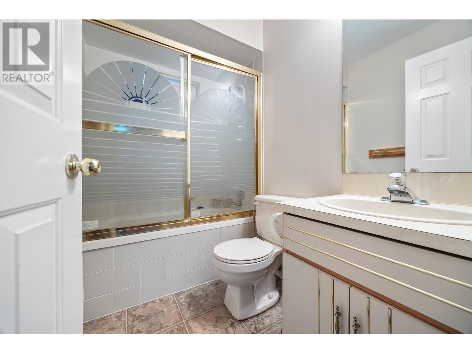 7688 17th Avenue, Burnaby, British Columbia  V3N 1L7 - Photo 5 - R2994388
