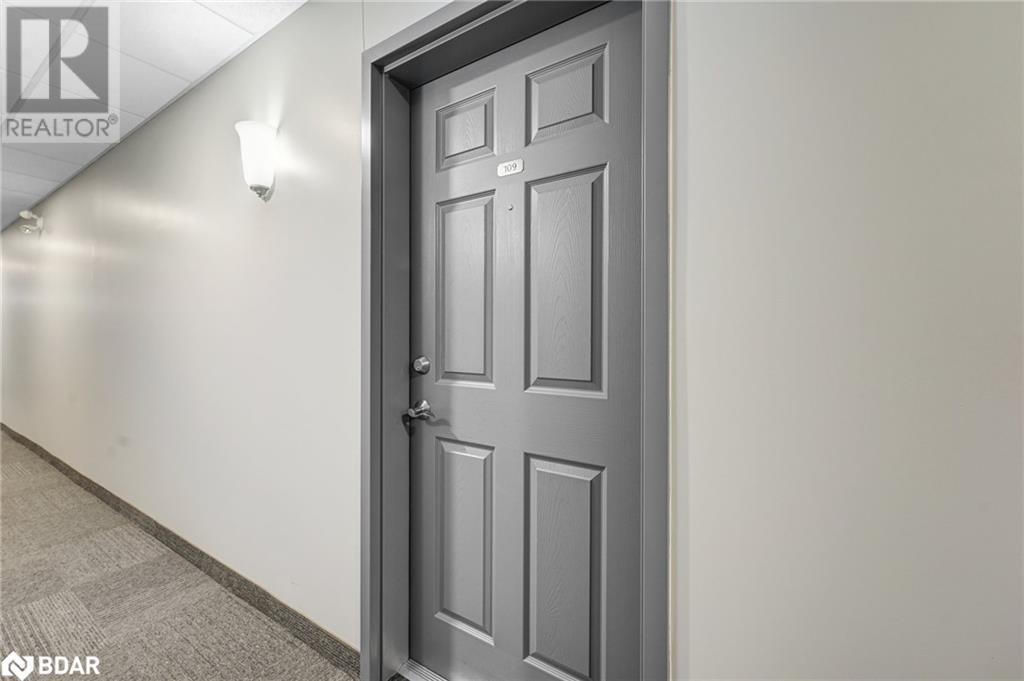 Property at 500 MAPLEVIEW Drive W Unit# 109 image 2