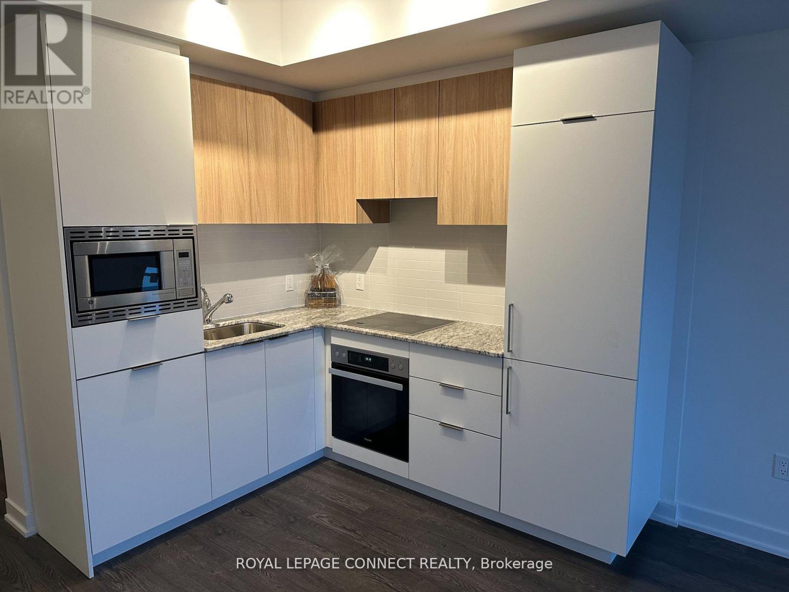 1612 - 50 O'neill Road, Toronto, Ontario  M3C 0R1 - Photo 2 - C12104400