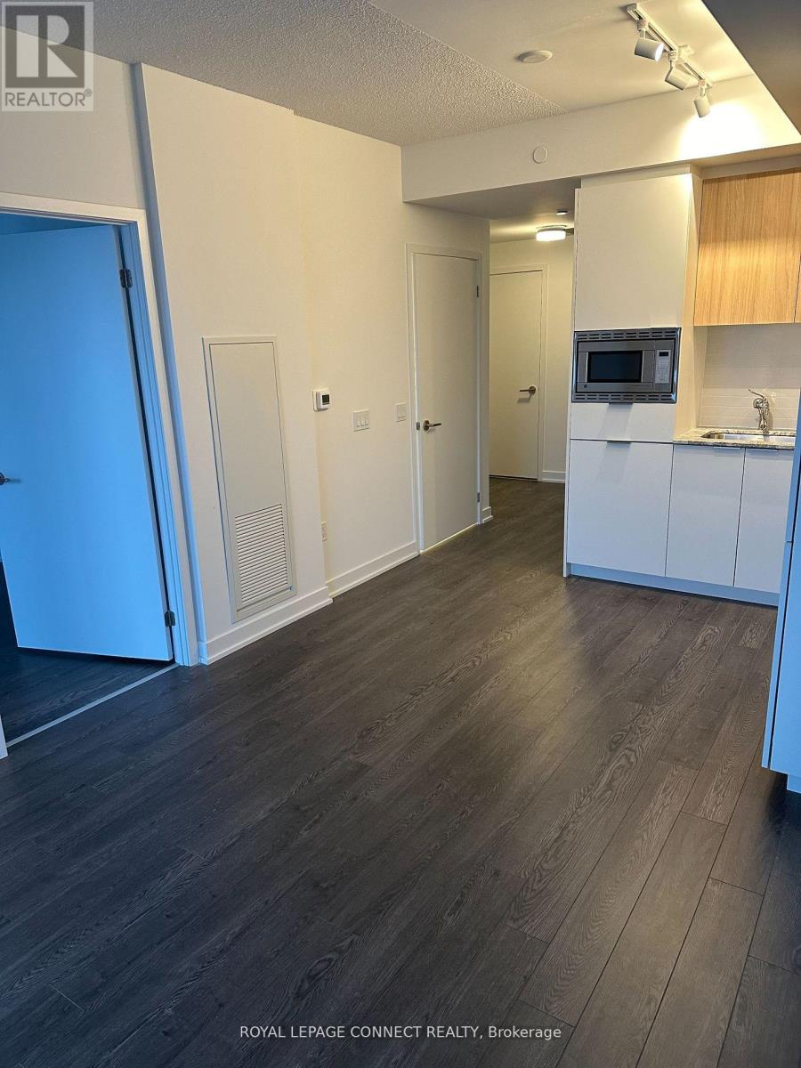 1612 - 50 O'neill Road, Toronto, Ontario  M3C 0R1 - Photo 3 - C12104400