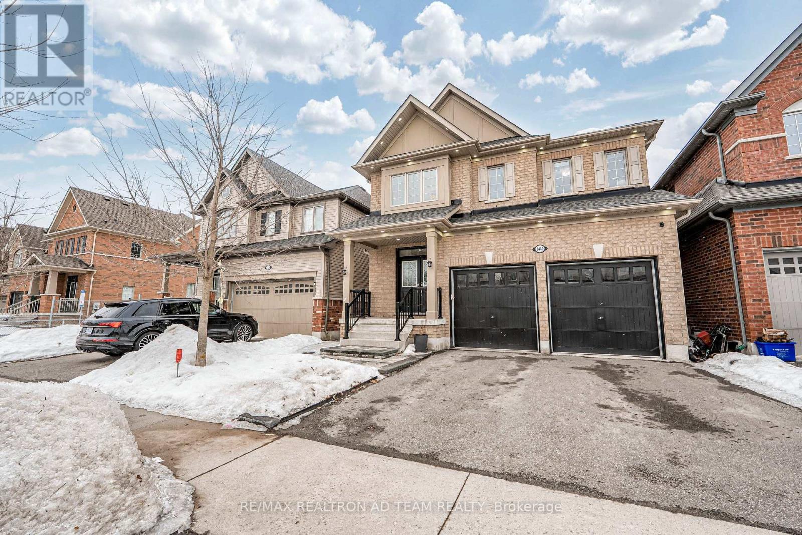 Property at 2440 SECRETO DRIVE image 2