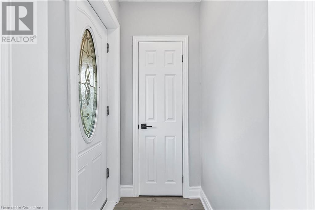 146 Craigroyston Road, Hamilton, Ontario  L8K 3K1 - Photo 3 - 40721307