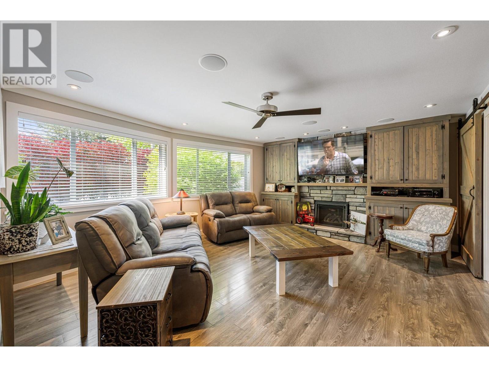 4686 54a Street, Ladner, British Columbia  V4K 2Z8 - Photo 6 - R2994217