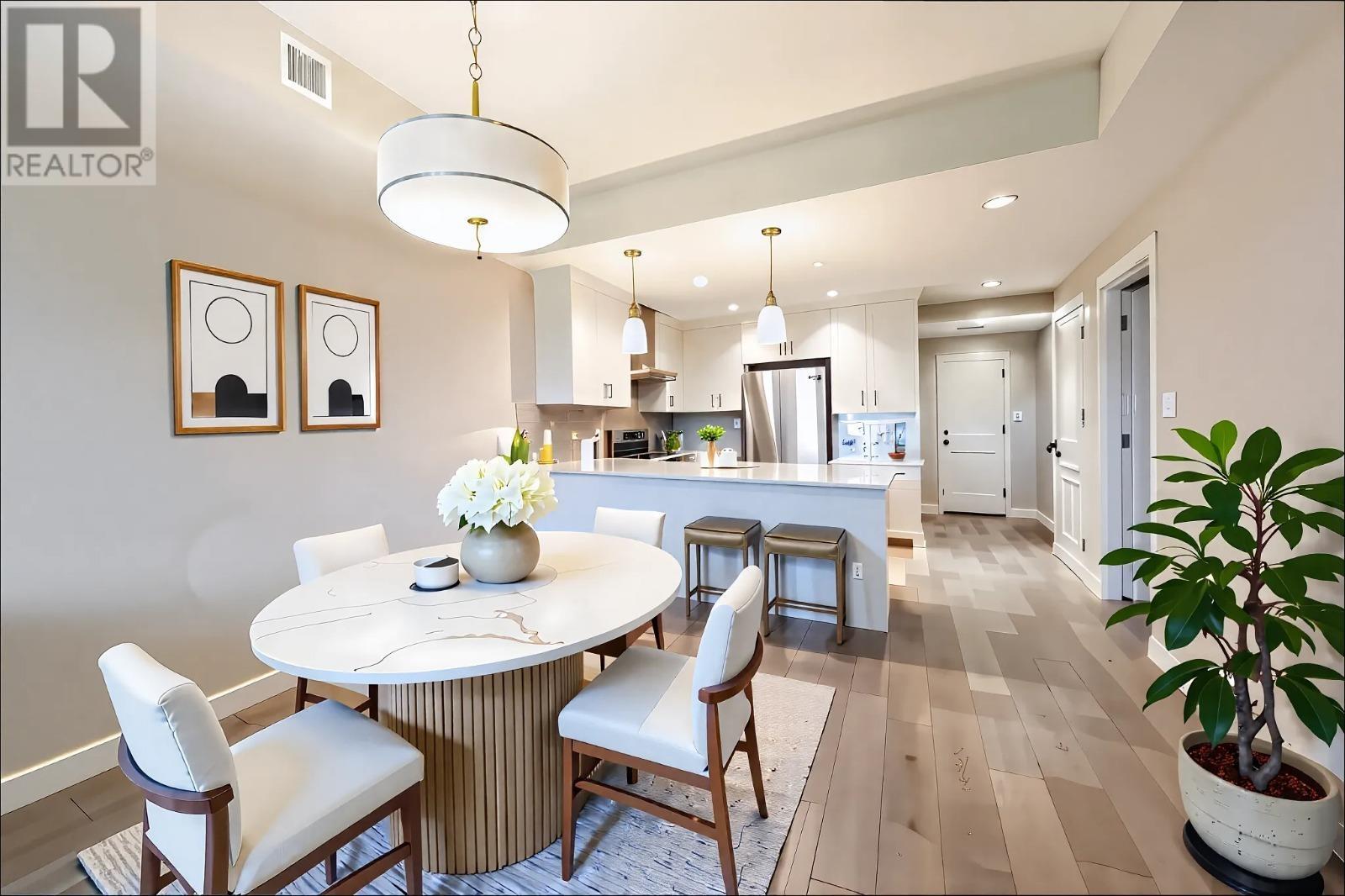 207 4977 Springs Boulevard, Tsawwassen, British Columbia  V4M 0C1 - Photo 3 - R2994329