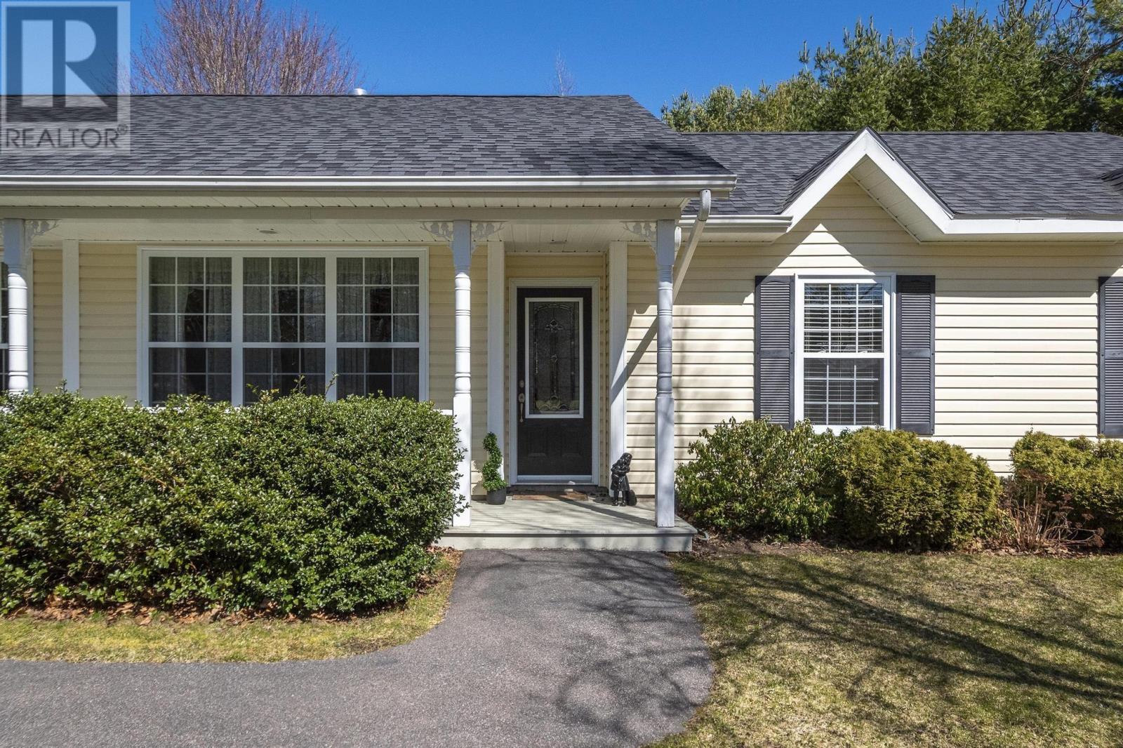 Property at 162 Willow Avenue image 2