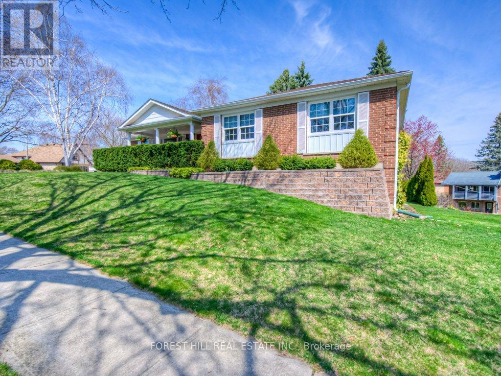 Property at 75 RIDGEWOOD CRESCENT image 3