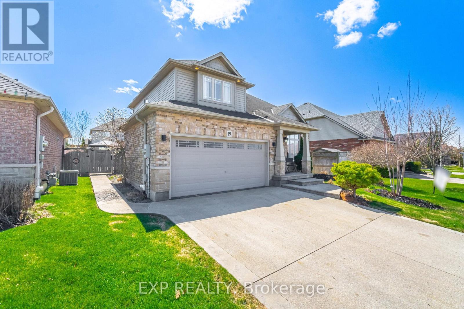 Property at 19 COBBLESTONE DRIVE image 2