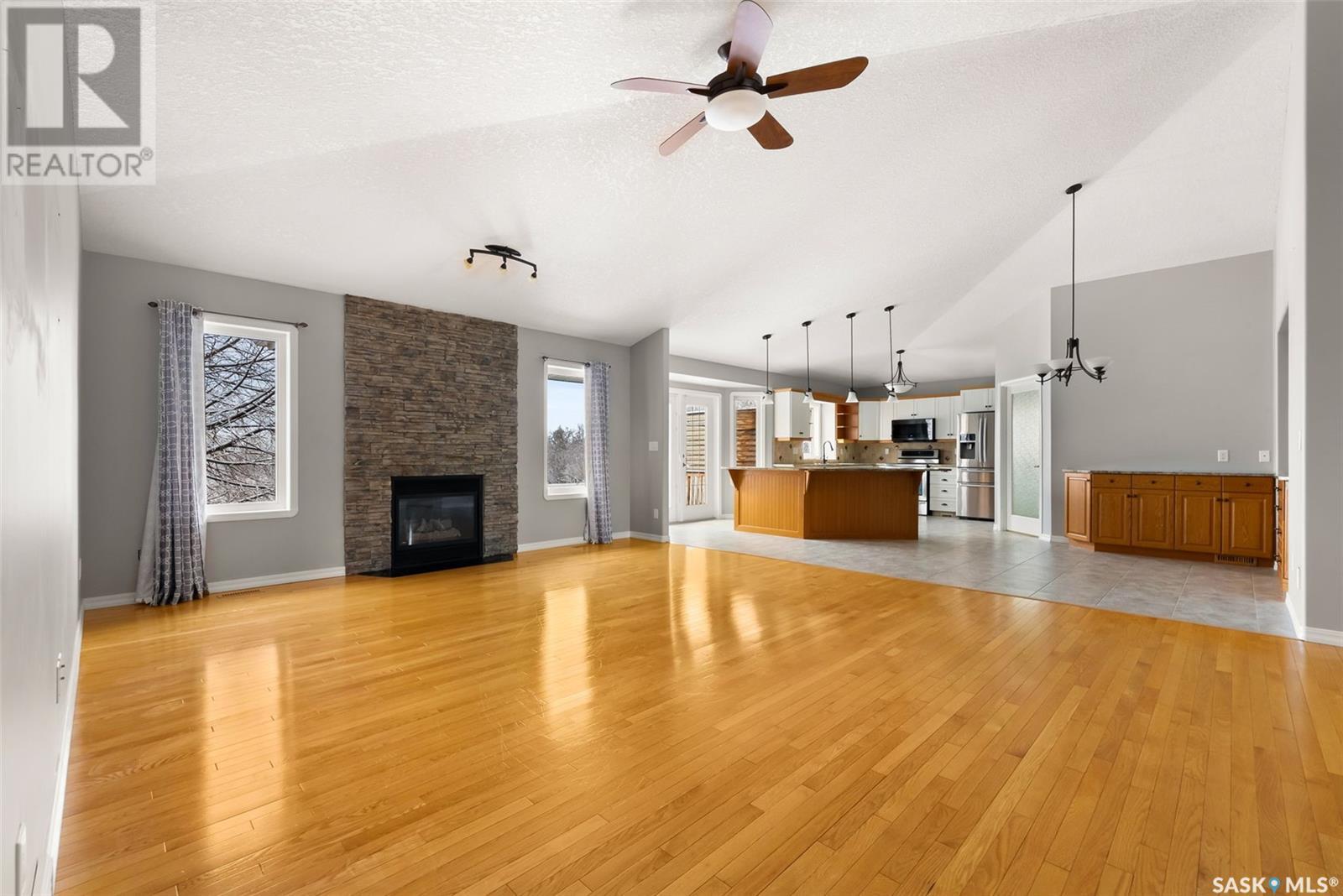 Property at 12 Park Meadows ROAD image 5