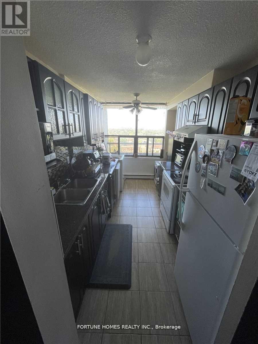 1201 - 4 Kings Cross Road, Brampton, Ontario  L6T 3X8 - Photo 11 - W12103238