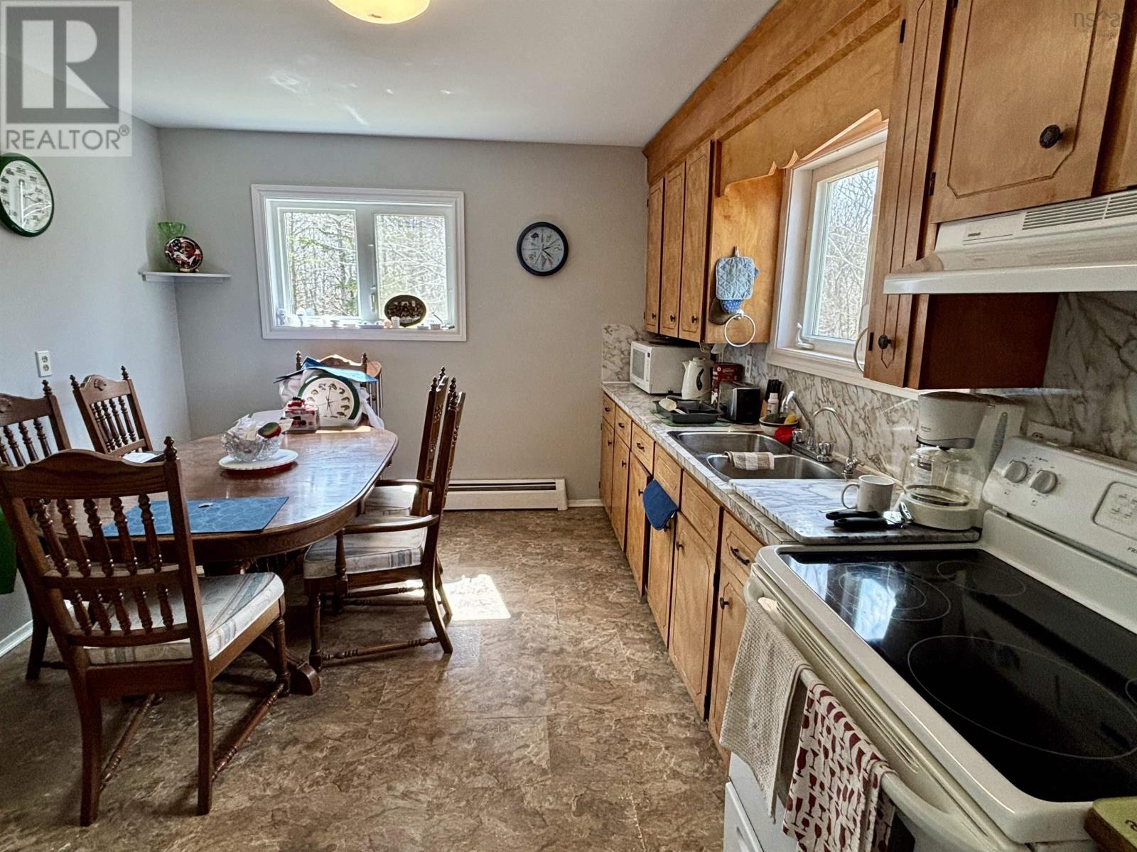 30 Pine Plain Drive, Marriotts Cove, Nova Scotia  B0J 1J0 - Photo 7 - 202508151