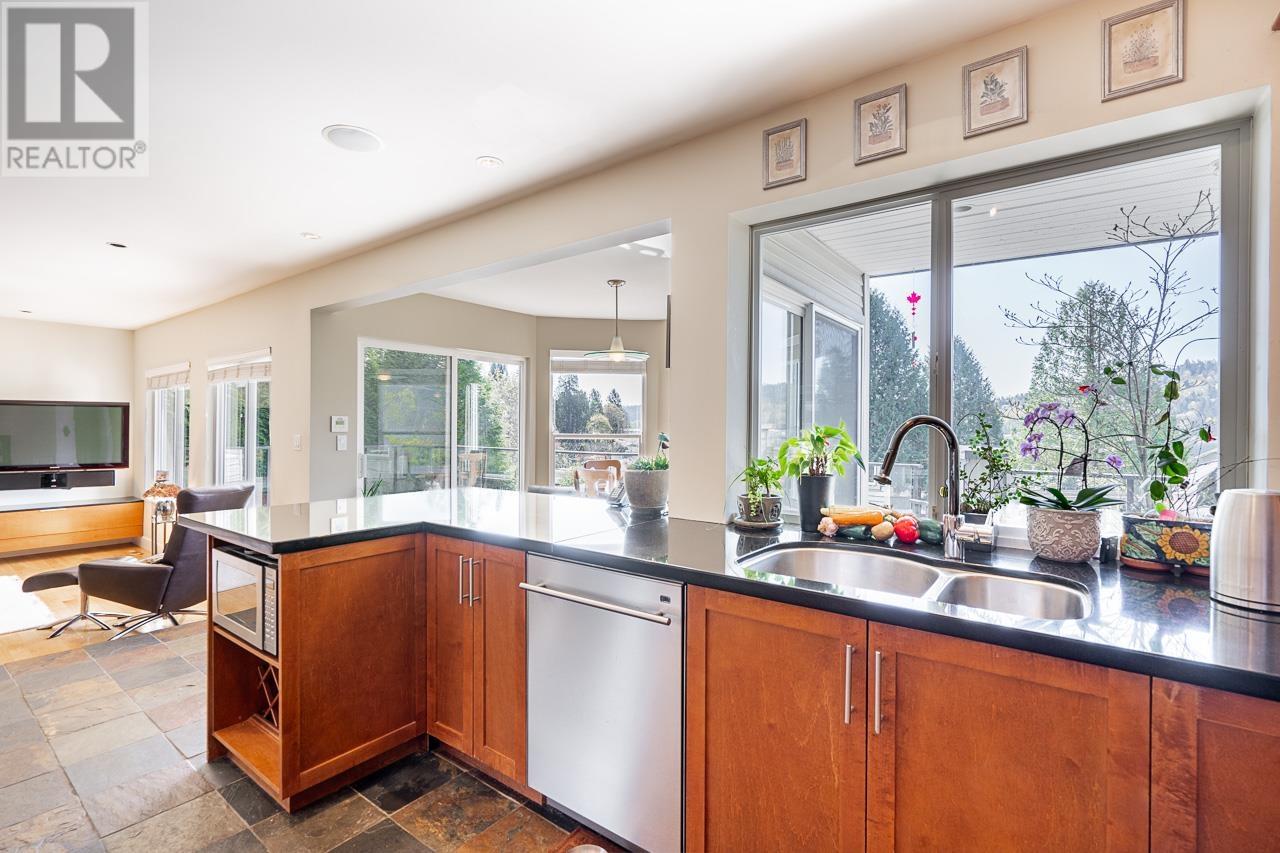 1740 Ioco Road, Port Moody, British Columbia  V3H 3S8 - Photo 7 - R2980082
