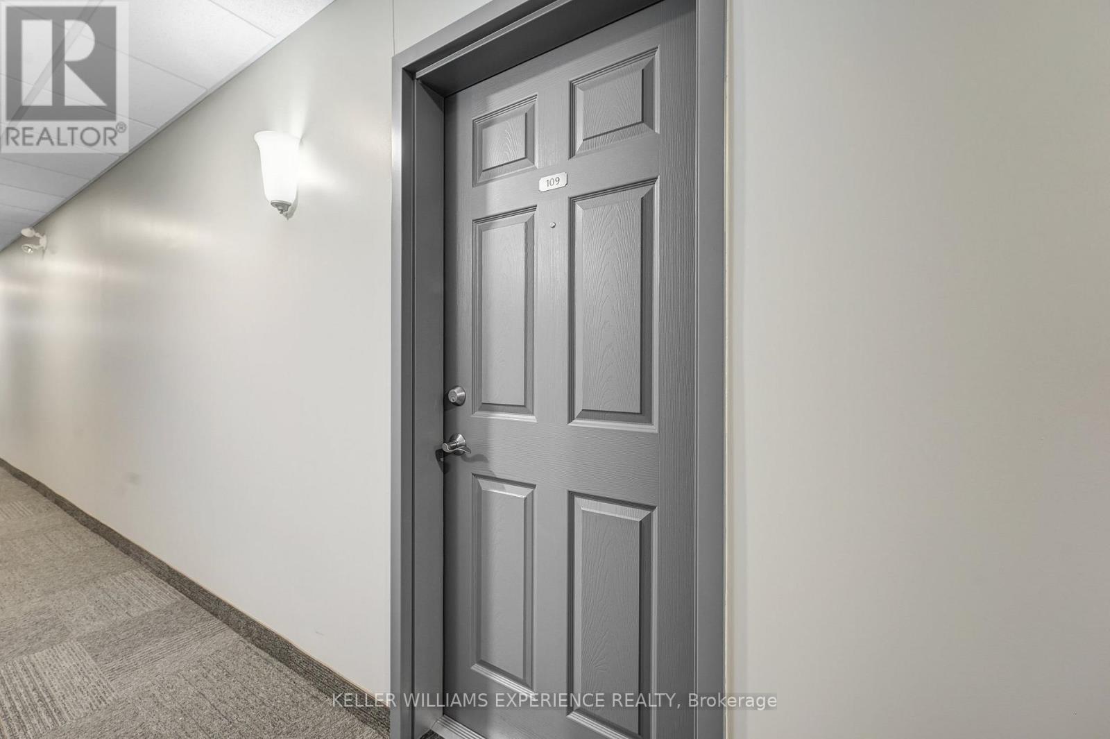 Property at 109 - 500 MAPLEVIEW DRIVE W image 2
