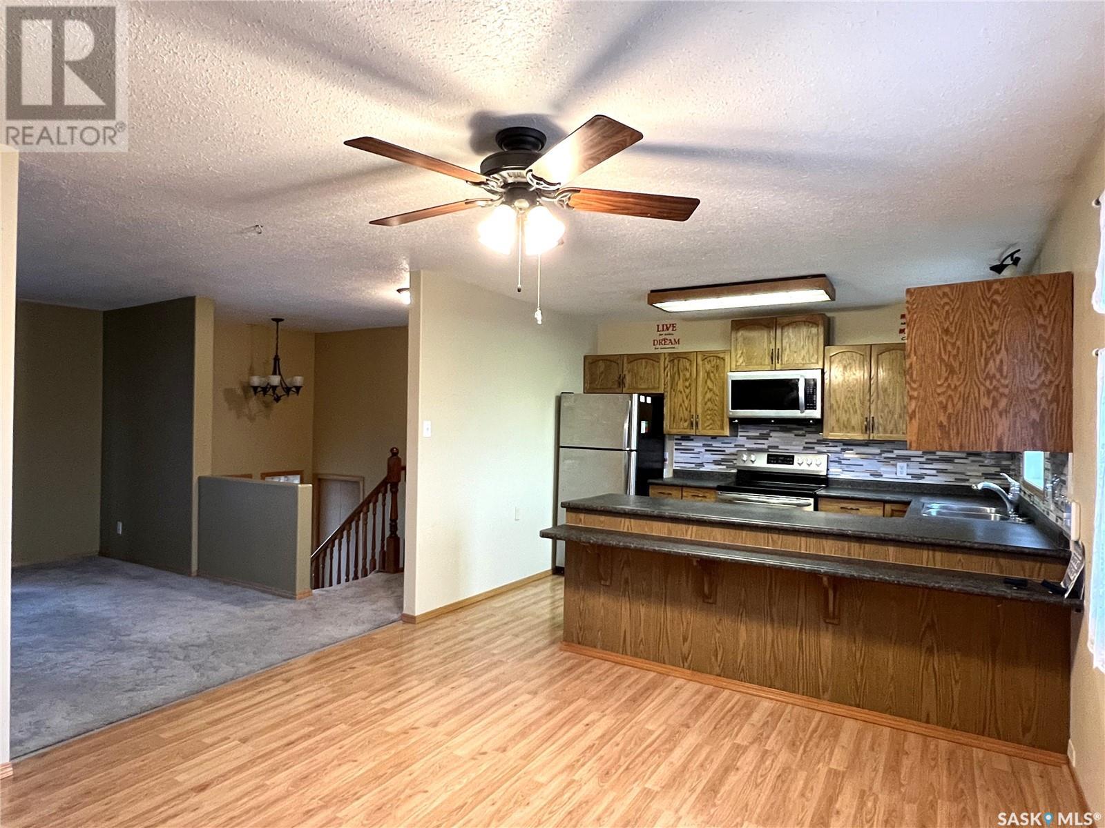 30 Marion Crescent, Meadow Lake, Saskatchewan  S9X 1B7 - Photo 6 - SK982892