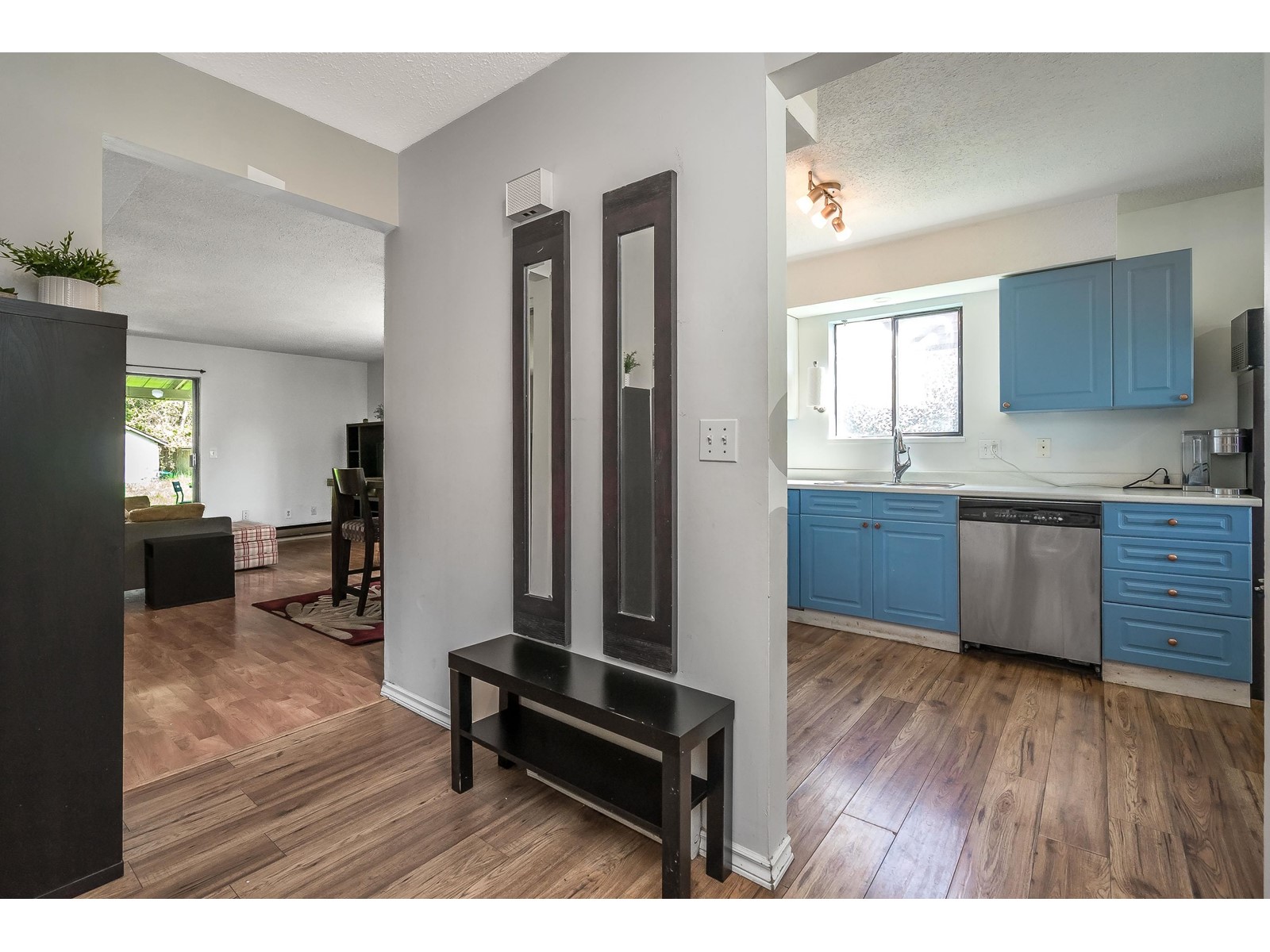 Property at 19883 53 AVENUE image 2