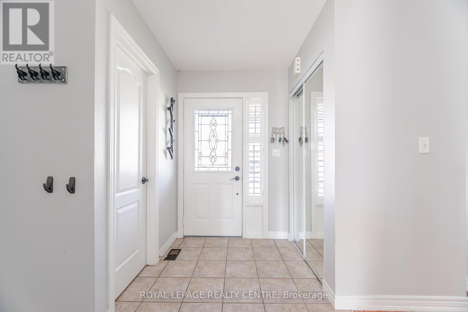 Property at 4010 MEDLAND DRIVE image 4