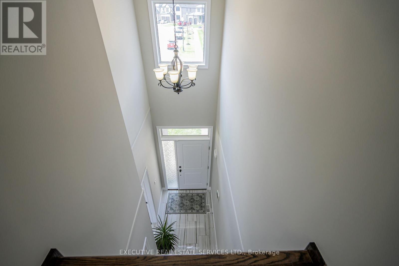 Property at 337 MASTERS DRIVE image 5