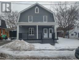 UNIT 2 (2ND FLOOR) - 14 BURTON STREET