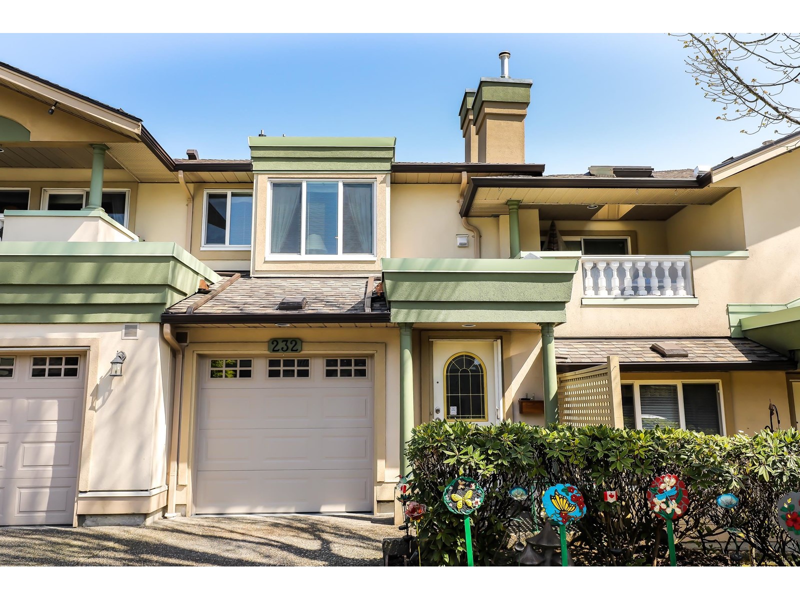 232 13888 70 Avenue, Surrey, British Columbia  V3W 0R8 - Photo 1 - R2993520