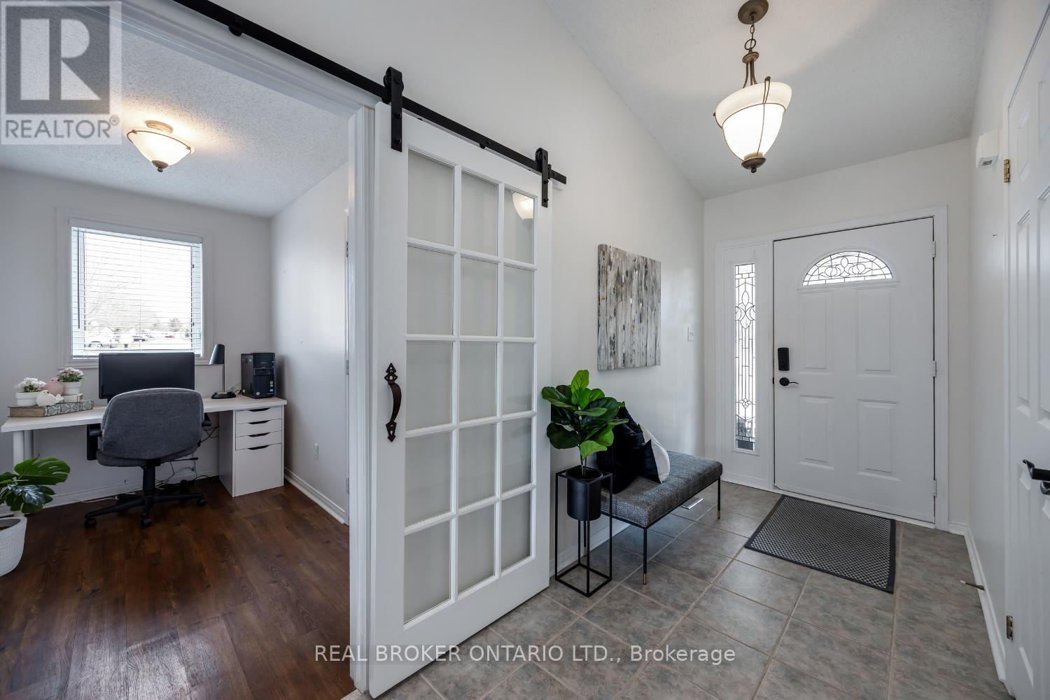 Property at 172 WILMOT TRAIL image 5